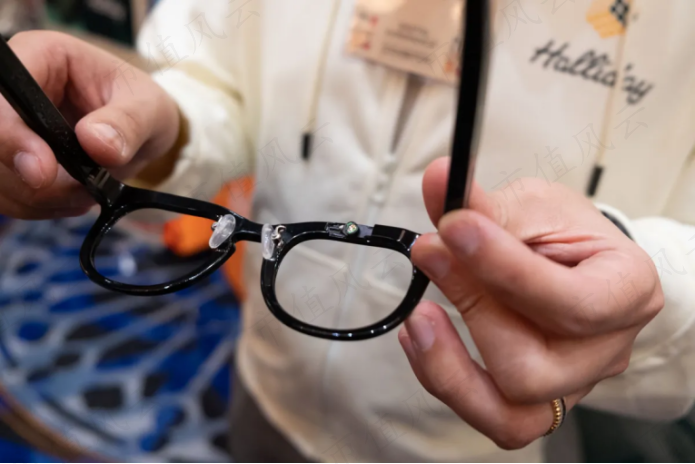 d7dec7c981c742cabdaa77f7164ca484.001.png